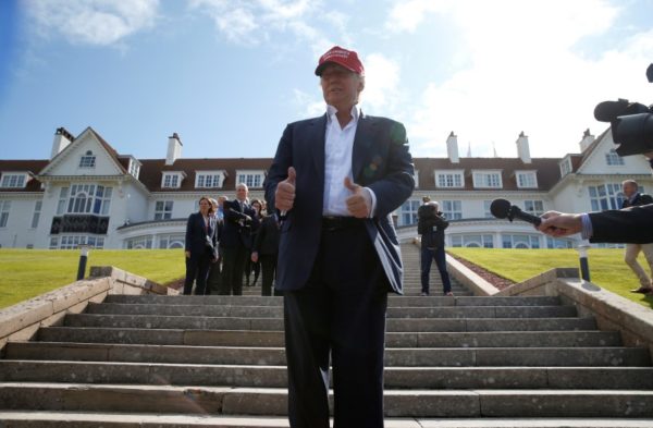 REUTERS/Russell Cheyne/File Photo